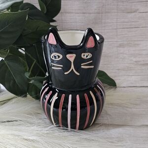 black cat art deco ceramic planter with pink and white accents stripes with cat